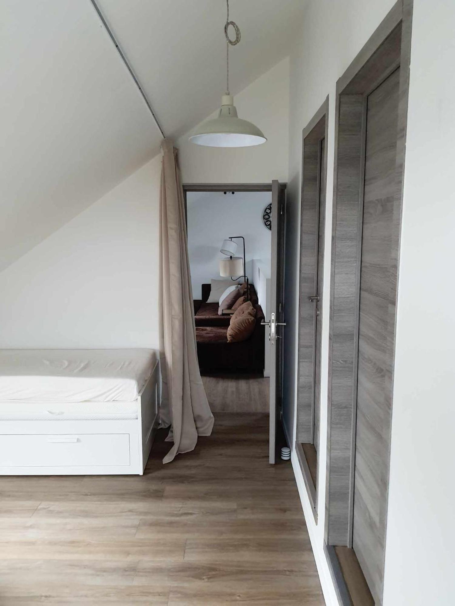 Gite Rural 3 Epis "Aux Pieds Des Ar'Den" - Chambre 1 Isolee Et Chambre 2 Dans Hall De Nuit - 34 Rue Du Chateau A 5564 Wanlin - 4 Adultes Et 2 Enfants Houyet Exterior photo